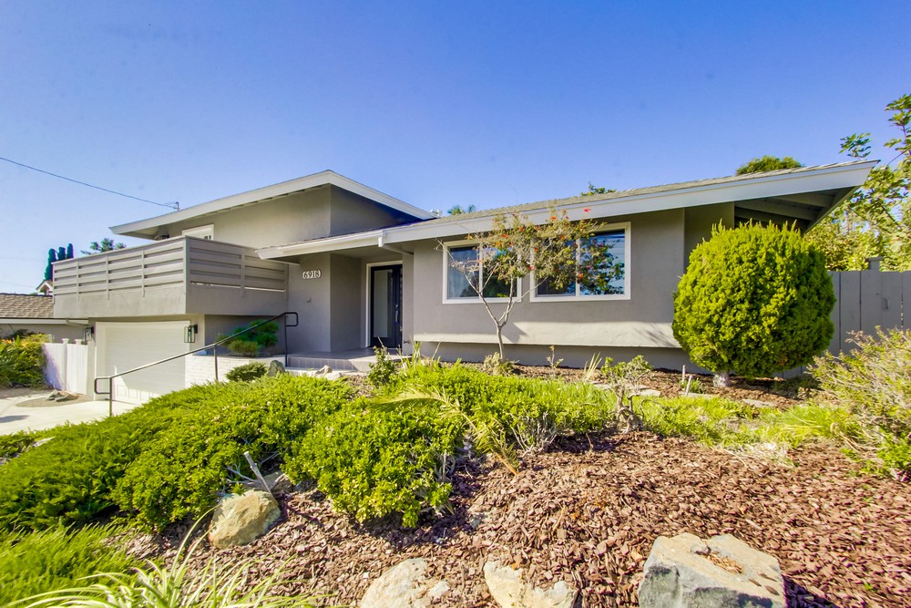 Virtual tour photo 7 of 58 for 6918 Glenflora Ave