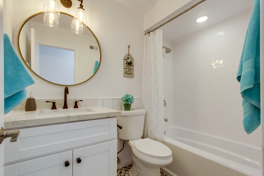 Virtual tour photo 24 of 58 for 6918 Glenflora Ave