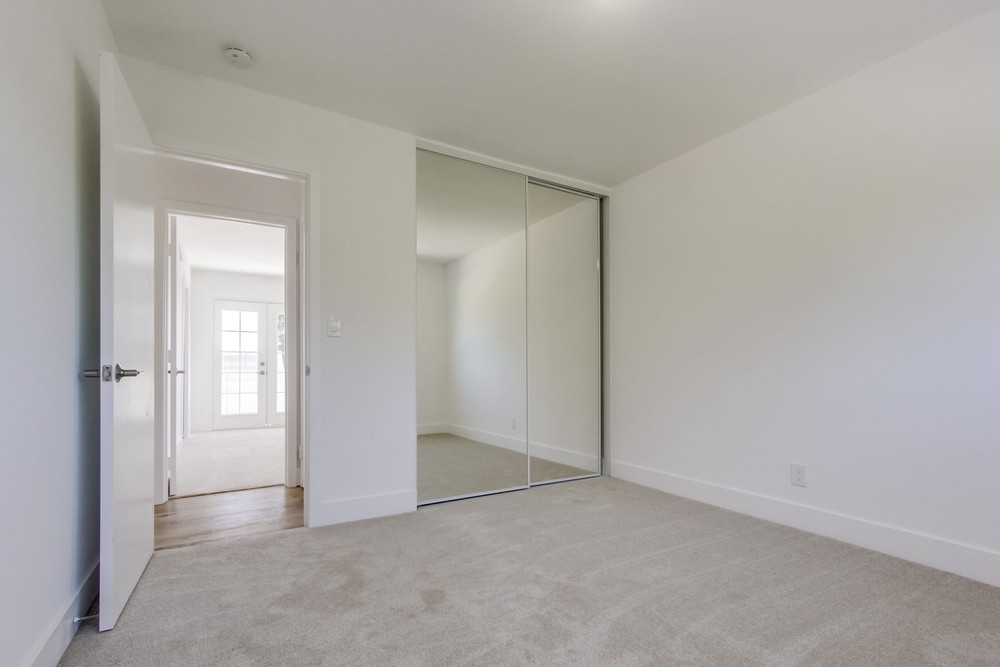 Virtual tour photo 36 of 58 for 6918 Glenflora Ave