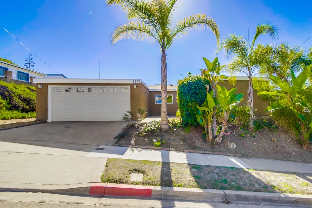 Virtual tour photo 3 of 55 for 6921 Beagle St