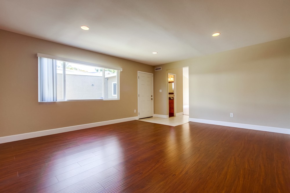 Virtual tour photo 10 of 55 for 6921 Beagle St