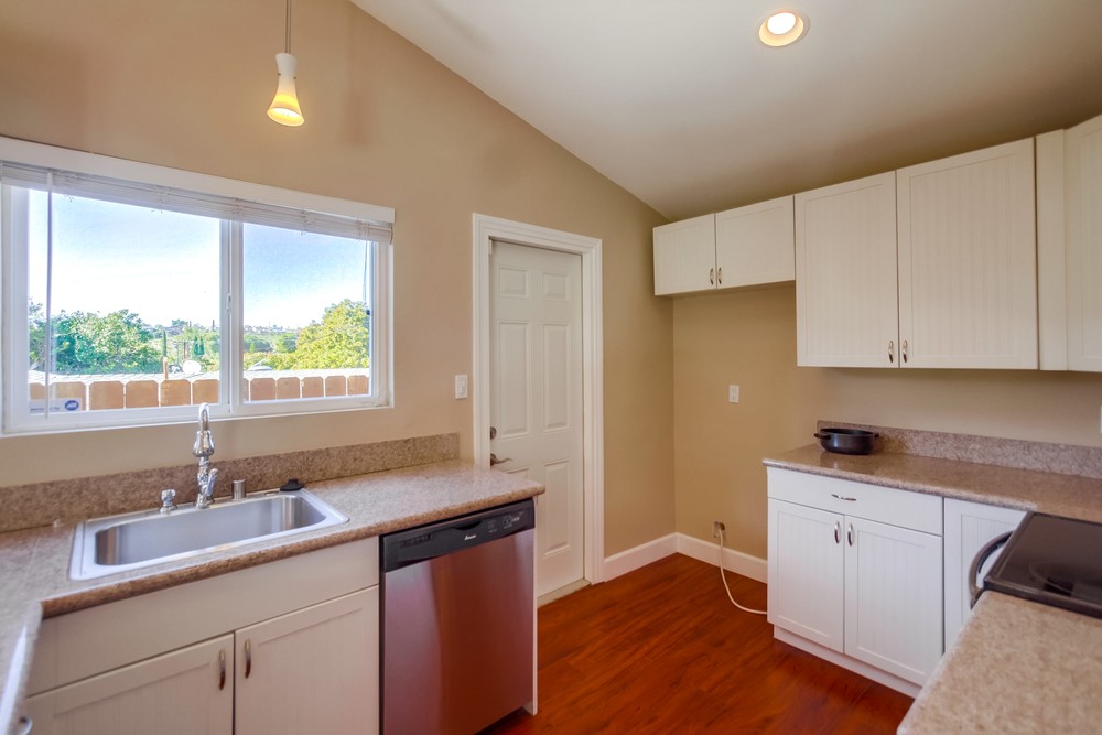 Virtual tour photo 21 of 55 for 6921 Beagle St
