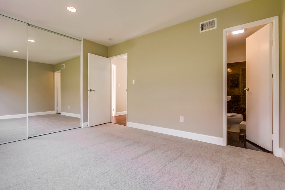 Virtual tour photo 29 of 55 for 6921 Beagle St