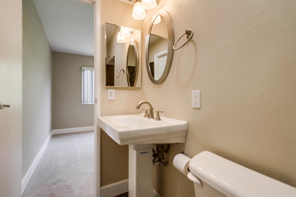 Virtual tour photo 31 of 55 for 6921 Beagle St