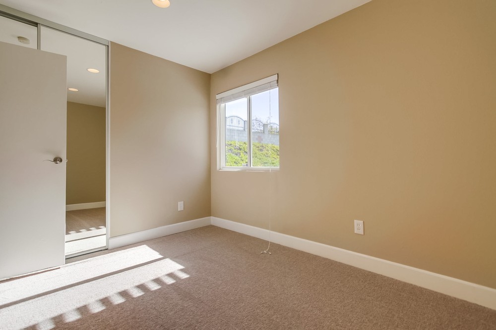 Virtual tour photo 38 of 55 for 6921 Beagle St