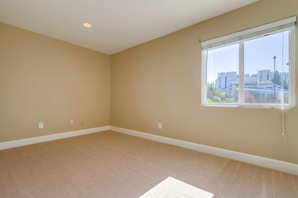 Virtual tour photo 40 of 55 for 6921 Beagle St