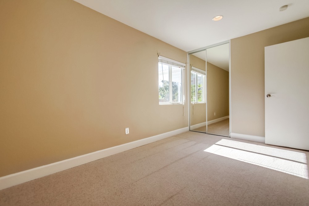 Virtual tour photo 41 of 55 for 6921 Beagle St