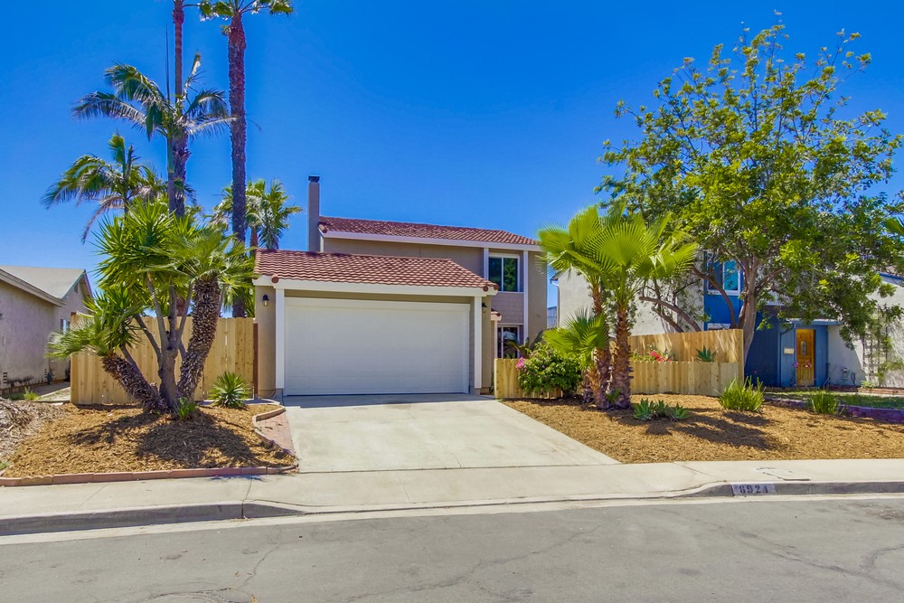 Virtual tour photo 5 of 68 for 6924 Town View Ln