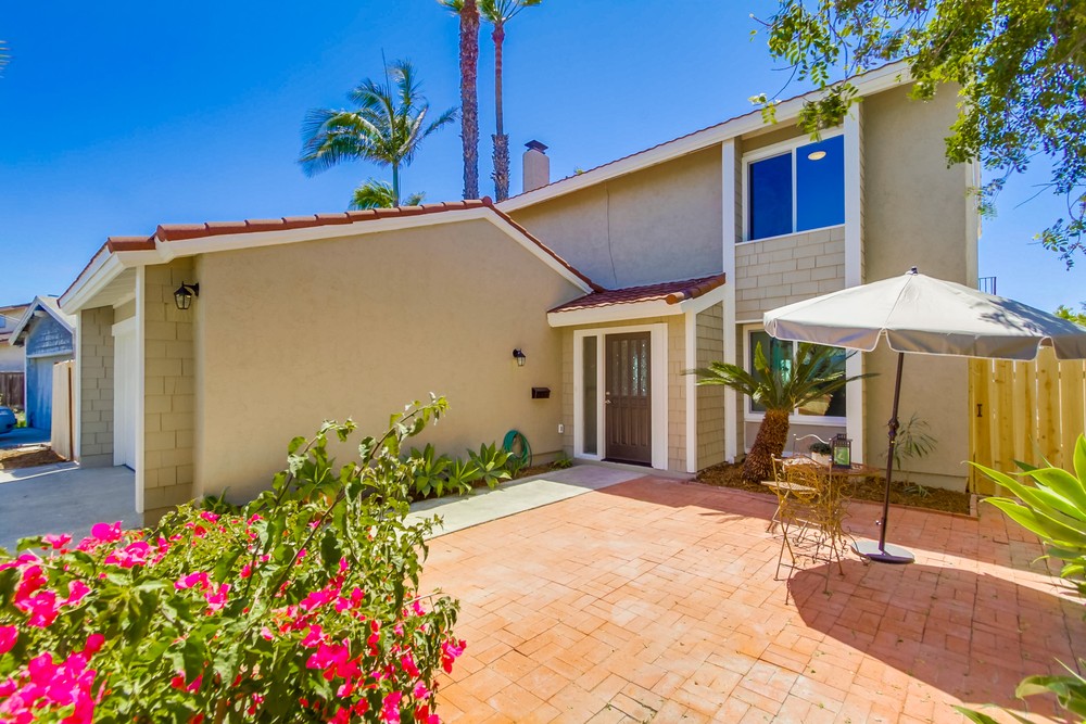 Virtual tour photo 6 of 68 for 6924 Town View Ln
