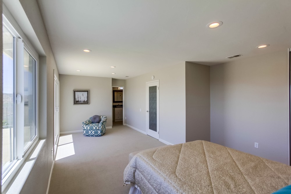 Virtual tour photo 39 of 68 for 6924 Town View Ln