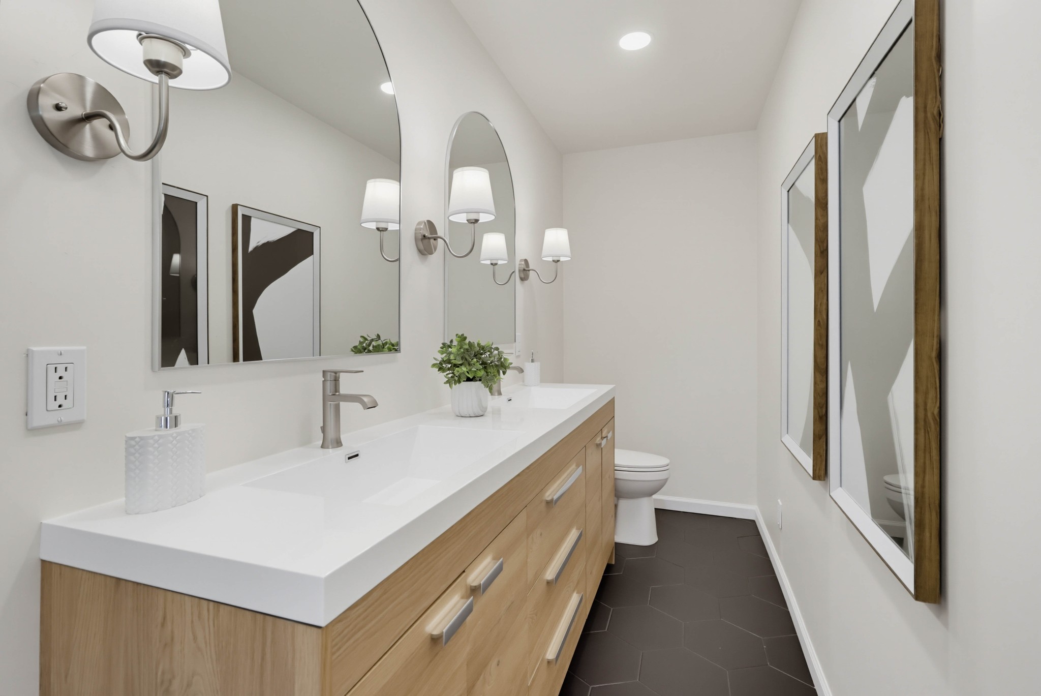 Virtual tour photo 32 of 62 for 6930 Bruce Ct