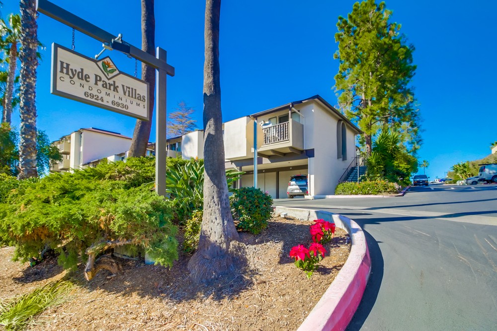 Virtual tour photo 4 of 35 for 6930 Hyde Park Dr #105