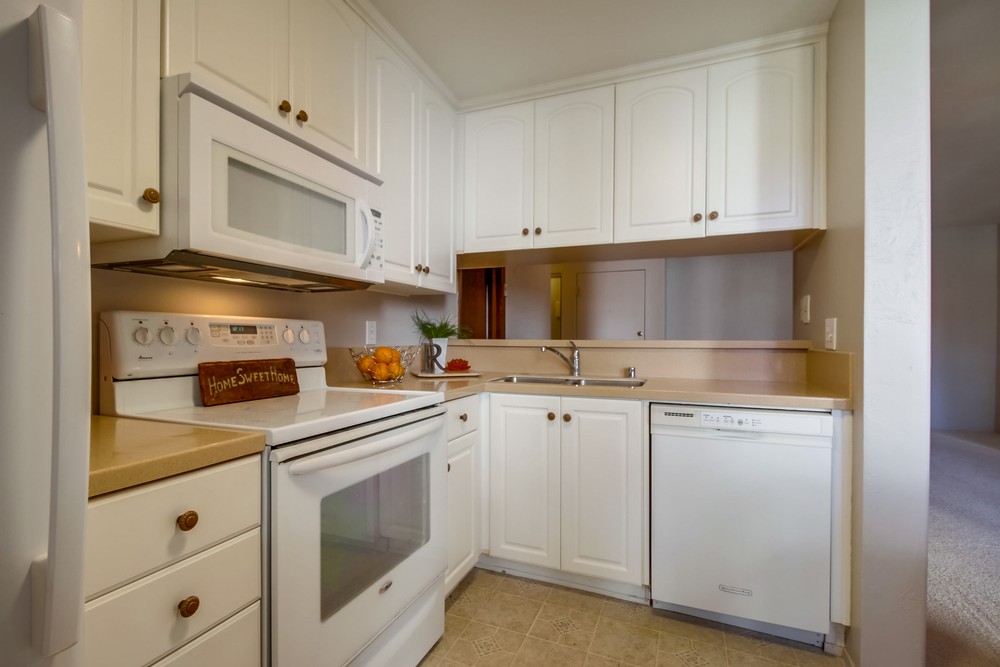 Virtual tour photo 14 of 35 for 6930 Hyde Park Dr #105