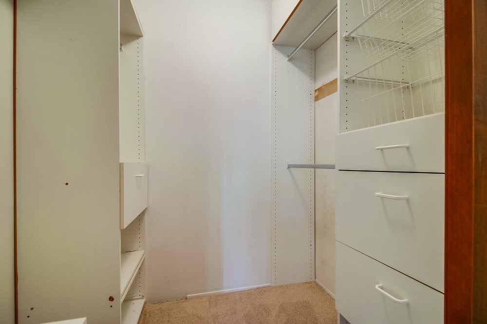 Virtual tour photo 20 of 35 for 6930 Hyde Park Dr #105