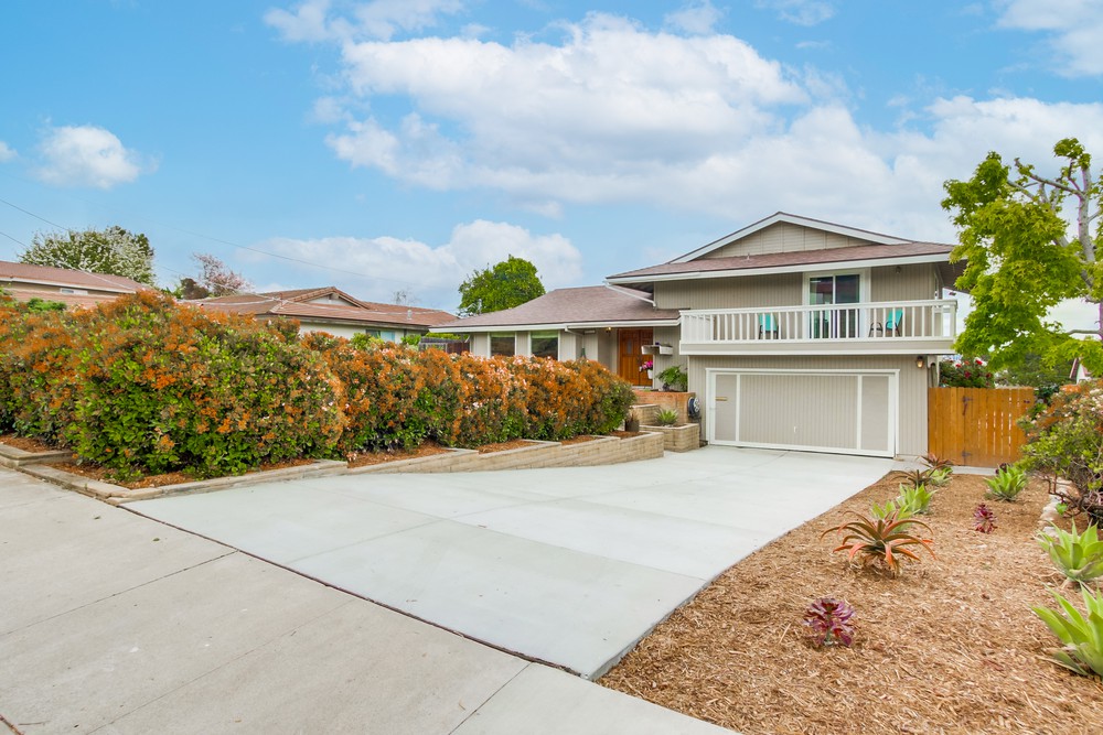 Virtual tour photo 1 of 57 for 6933 Hyde Park Dr