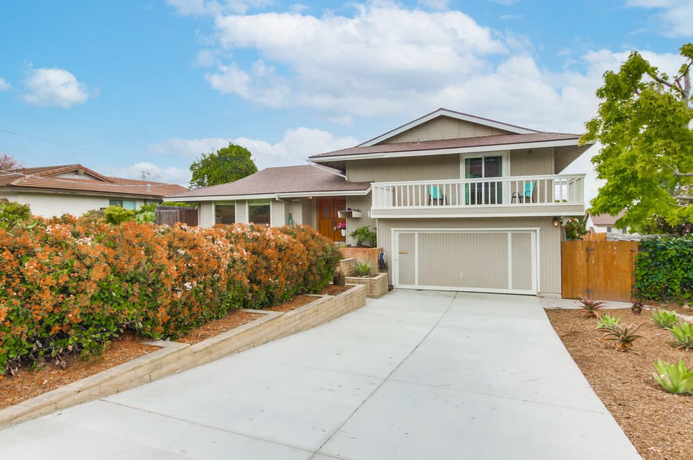 Virtual tour photo 3 of 57 for 6933 Hyde Park Dr