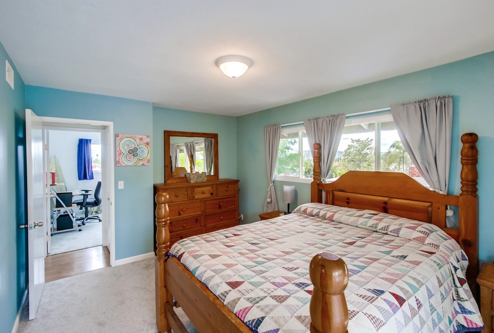 Virtual tour photo 28 of 57 for 6933 Hyde Park Dr