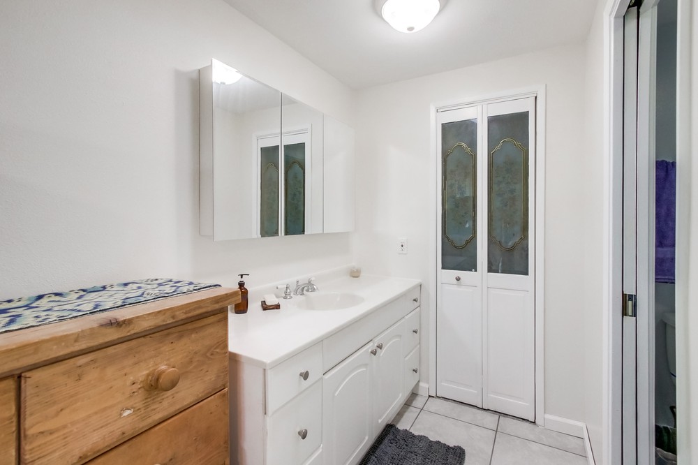 Virtual tour photo 29 of 57 for 6933 Hyde Park Dr