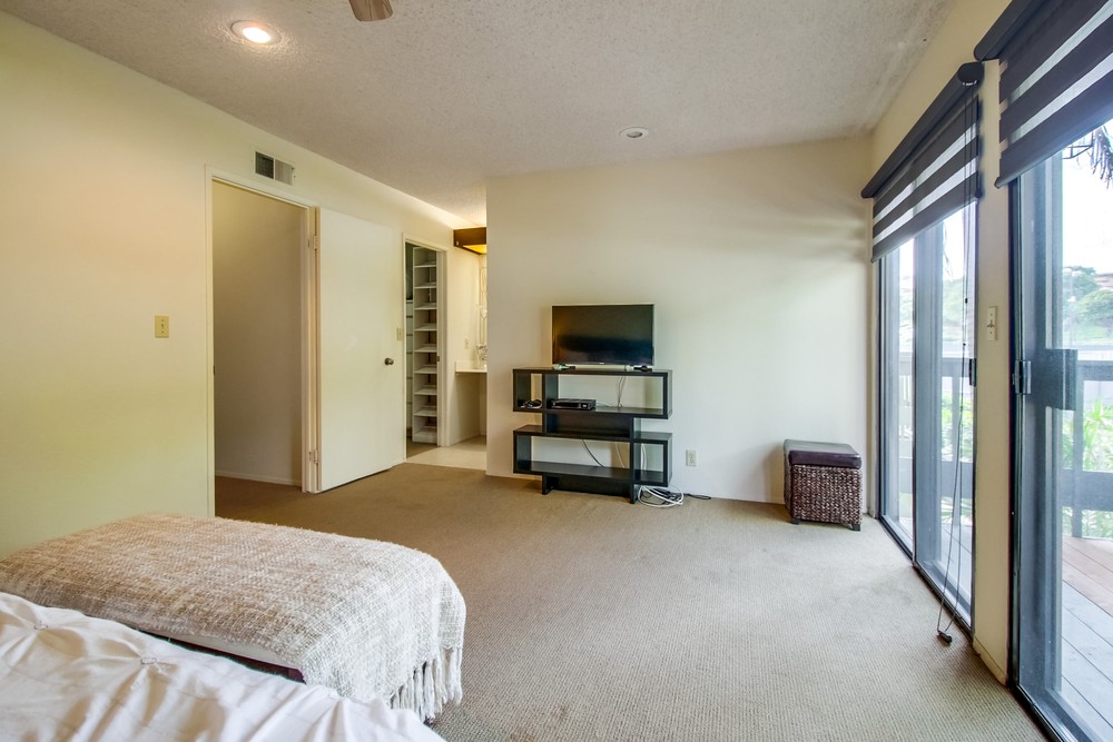 Virtual tour photo 25 of 52 for 6944 Camino Amero
