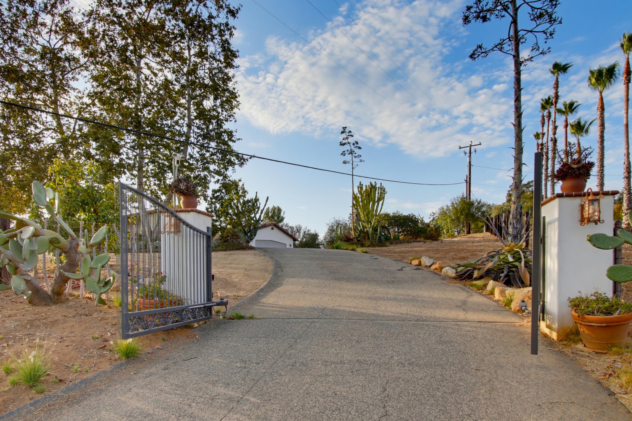 Virtual tour photo 58 of 120 for 6944 W Lilac Rd