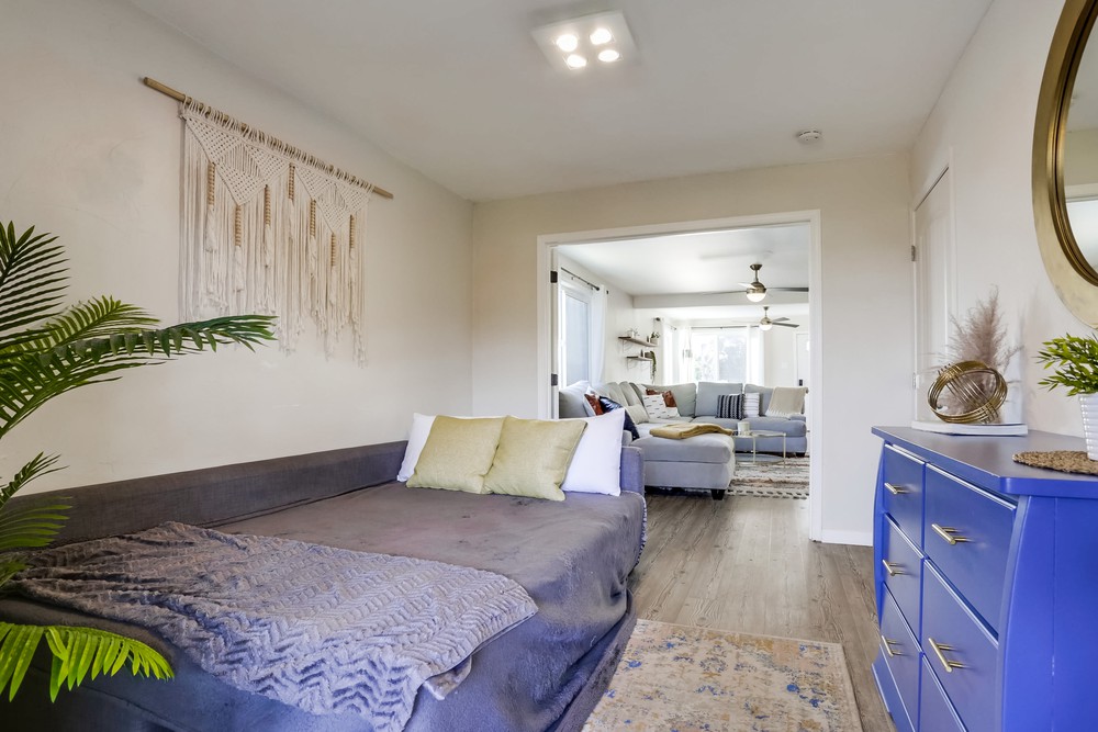 Virtual tour photo 14 of 45 for 6952 Howe Ct