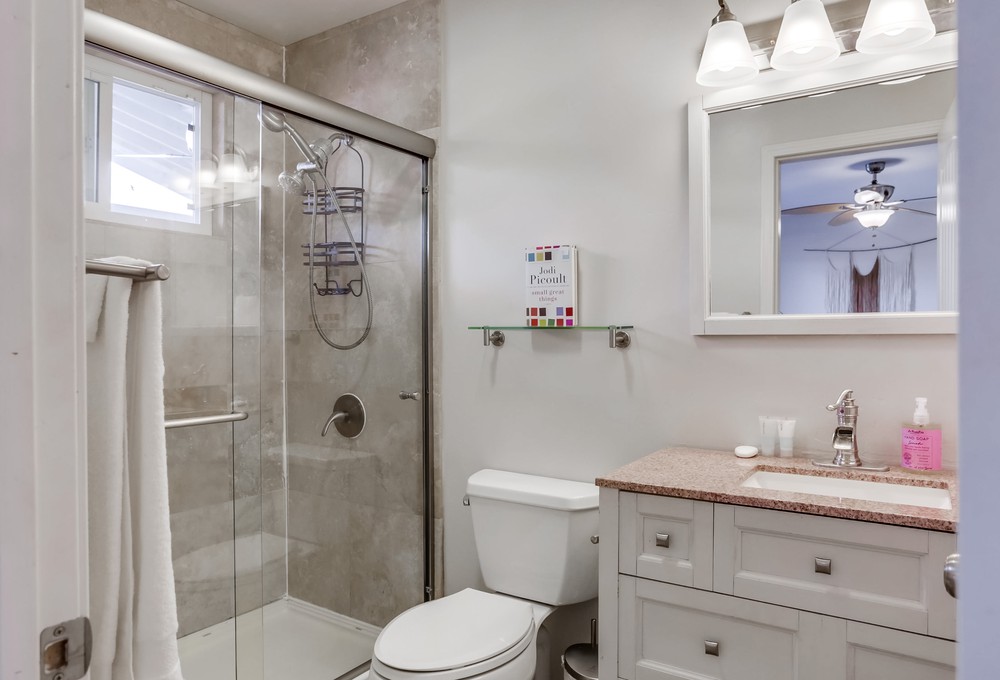 Virtual tour photo 22 of 45 for 6952 Howe Ct