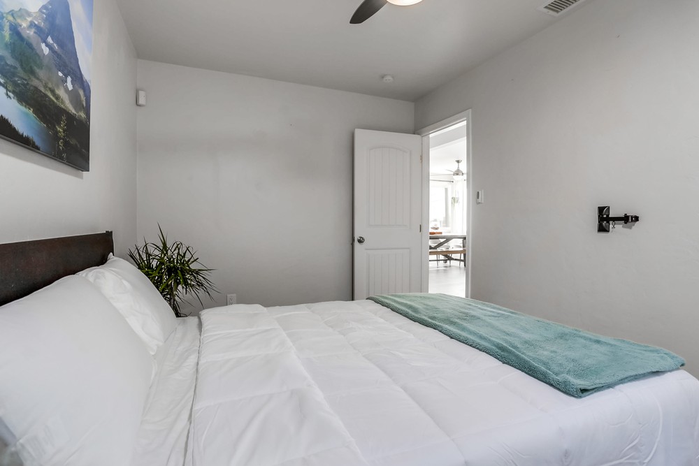 Virtual tour photo 31 of 45 for 6952 Howe Ct