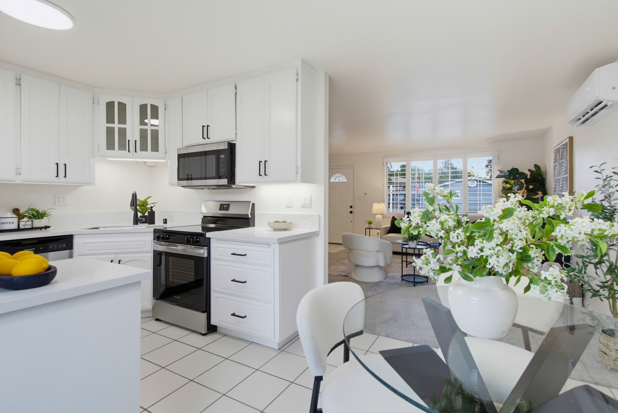 Virtual tour photo 21 of 91 for 6954 Ballinger Ave