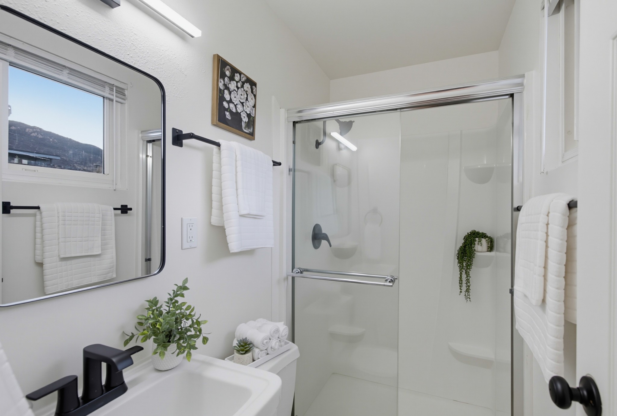 Virtual tour photo 30 of 91 for 6954 Ballinger Ave