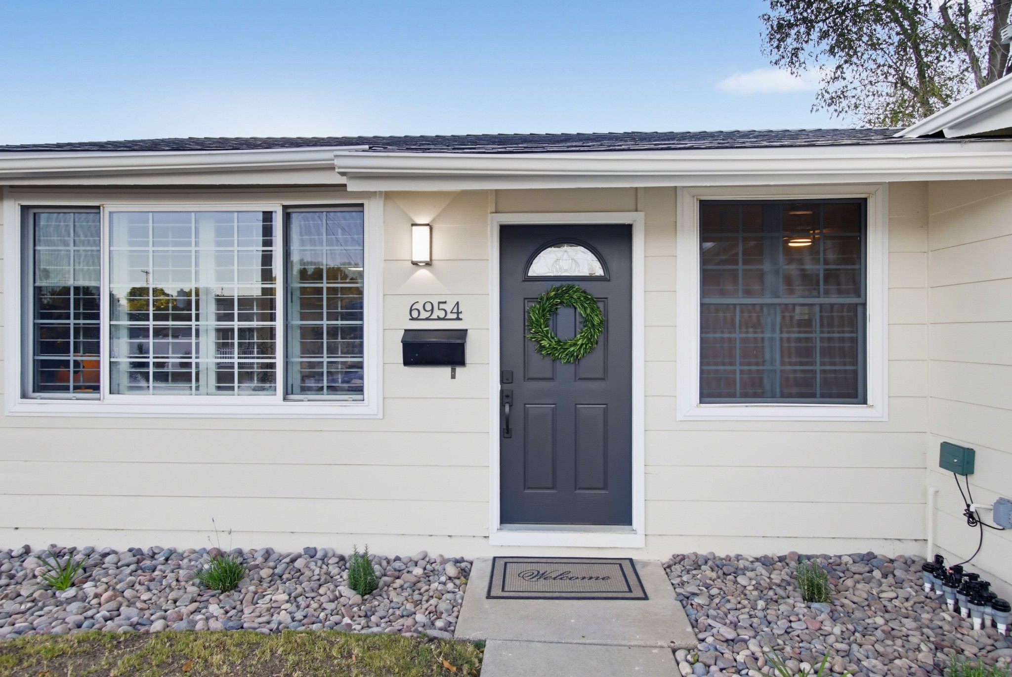 Virtual tour photo 47 of 91 for 6954 Ballinger Ave