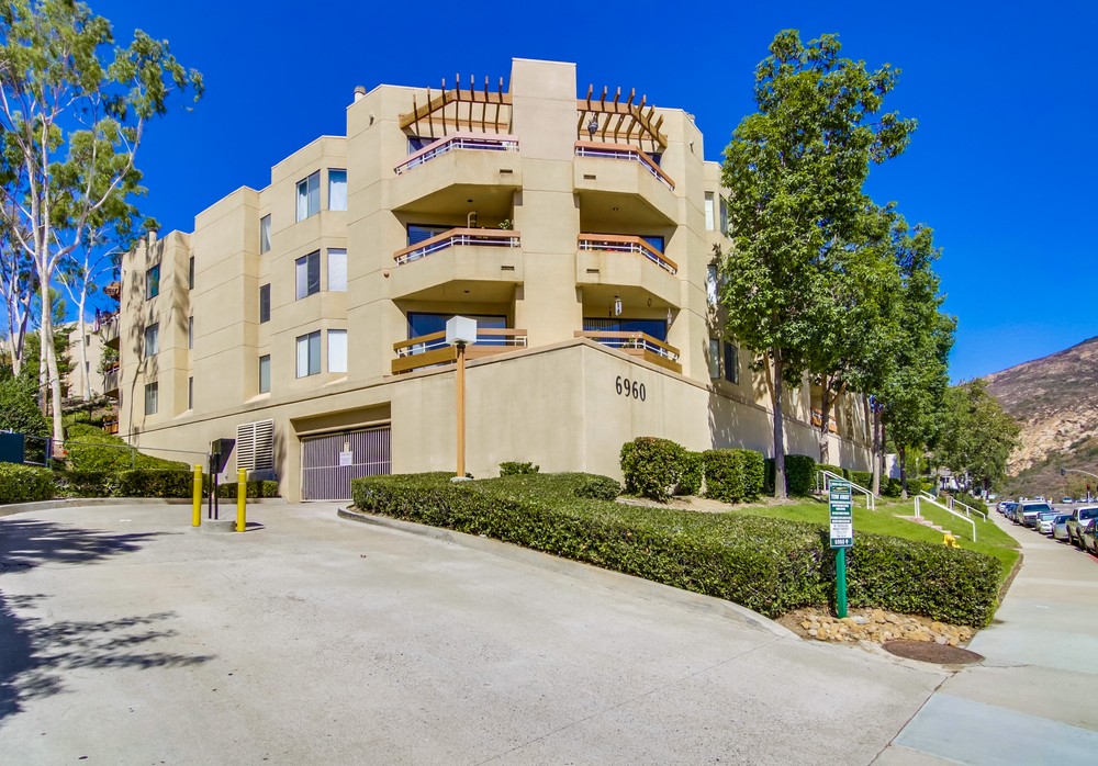 Virtual tour photo 1 of 27 for 6960 Golfcrest Dr B250