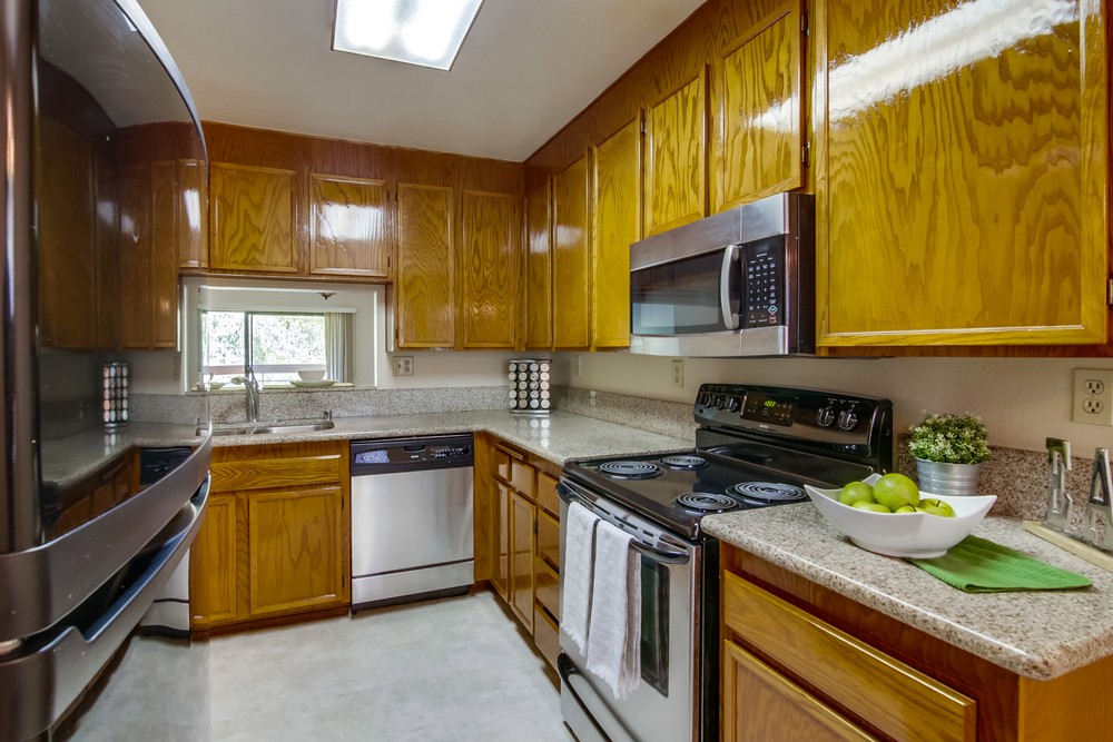 Virtual tour photo 14 of 27 for 6960 Golfcrest Dr B250