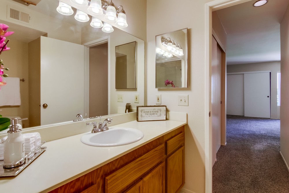 Virtual tour photo 21 of 27 for 6960 Golfcrest Dr B250
