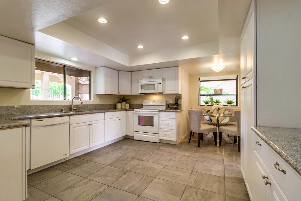 Virtual tour photo 19 of 42 for 6960 Hyde Park Dr UNIT 12