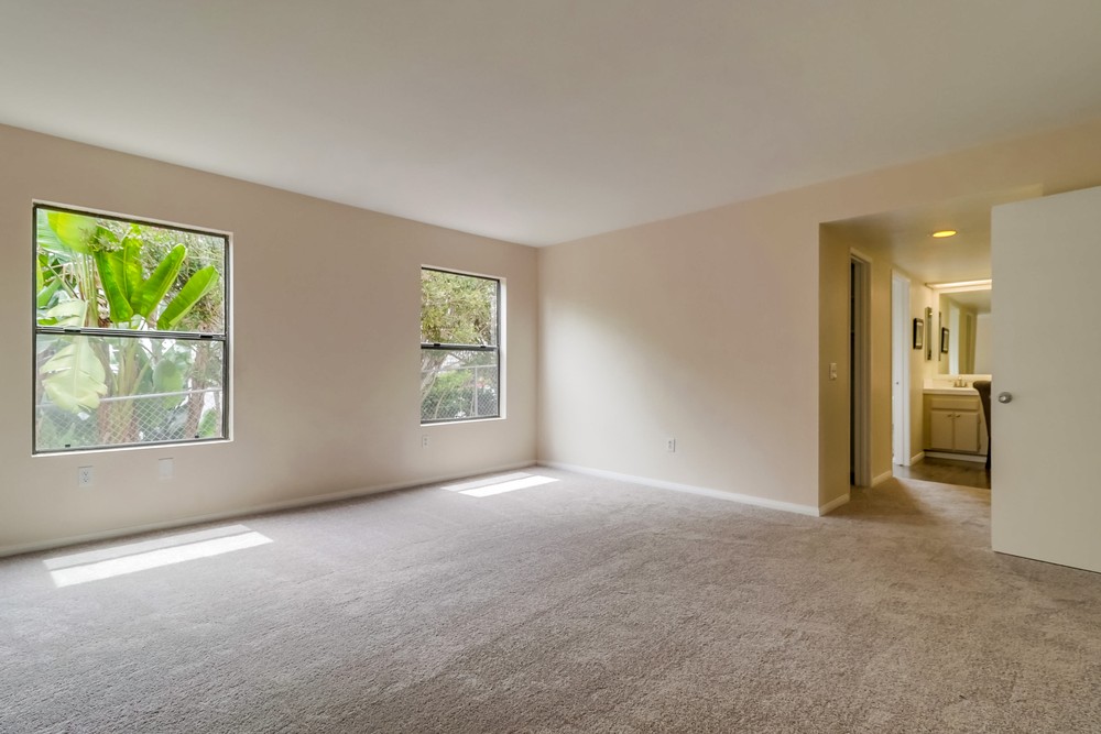 Virtual tour photo 24 of 42 for 6960 Hyde Park Dr UNIT 12
