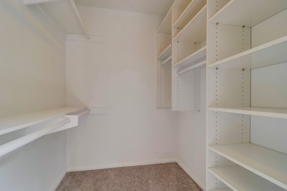 Virtual tour photo 37 of 42 for 6960 Hyde Park Dr UNIT 12