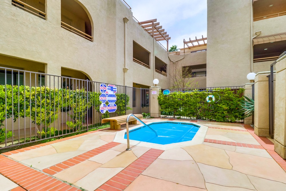 Virtual tour photo 43 of 42 for 6960 Hyde Park Dr UNIT 12