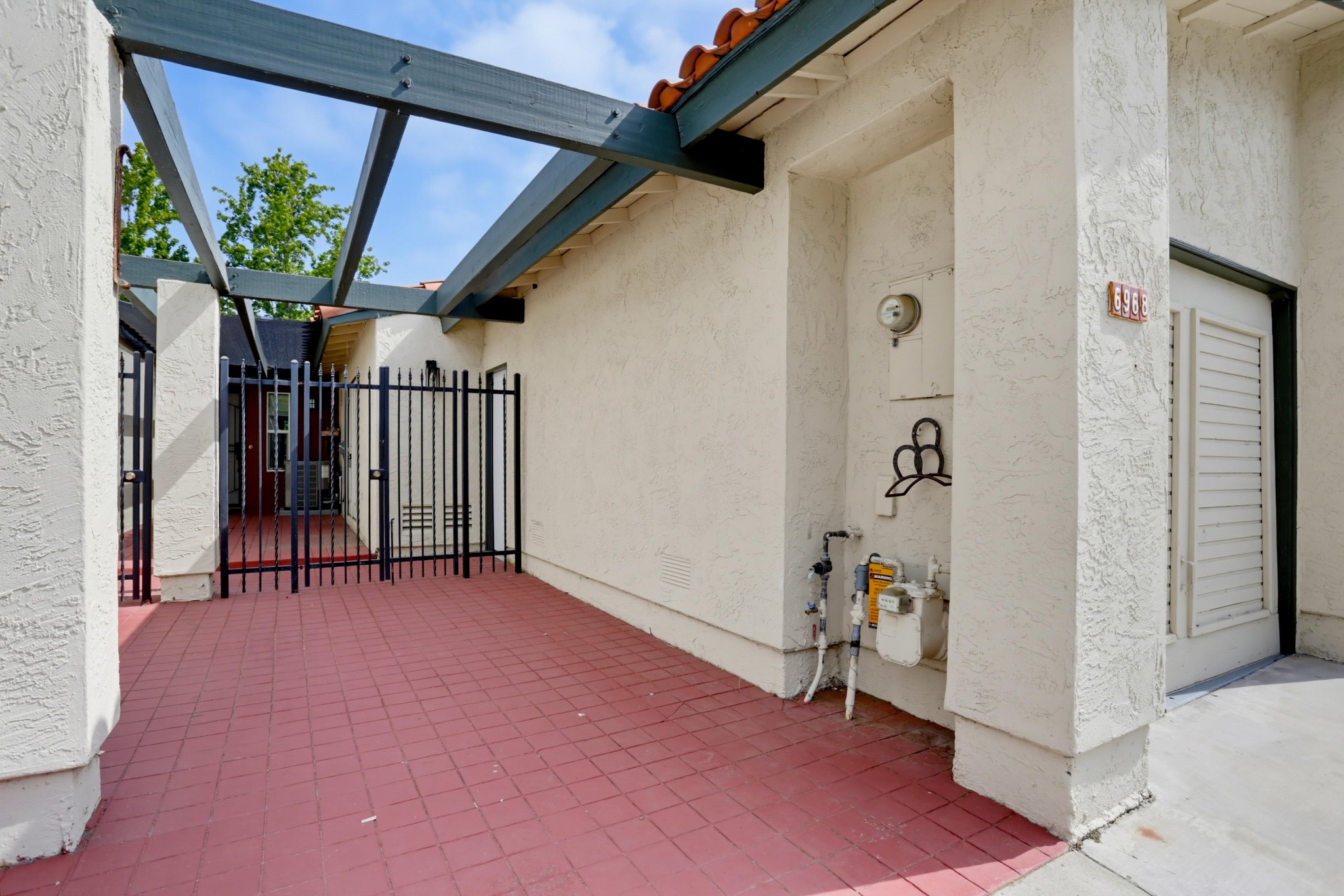 Virtual tour photo 4 of 45 for 6968 Camino Amero