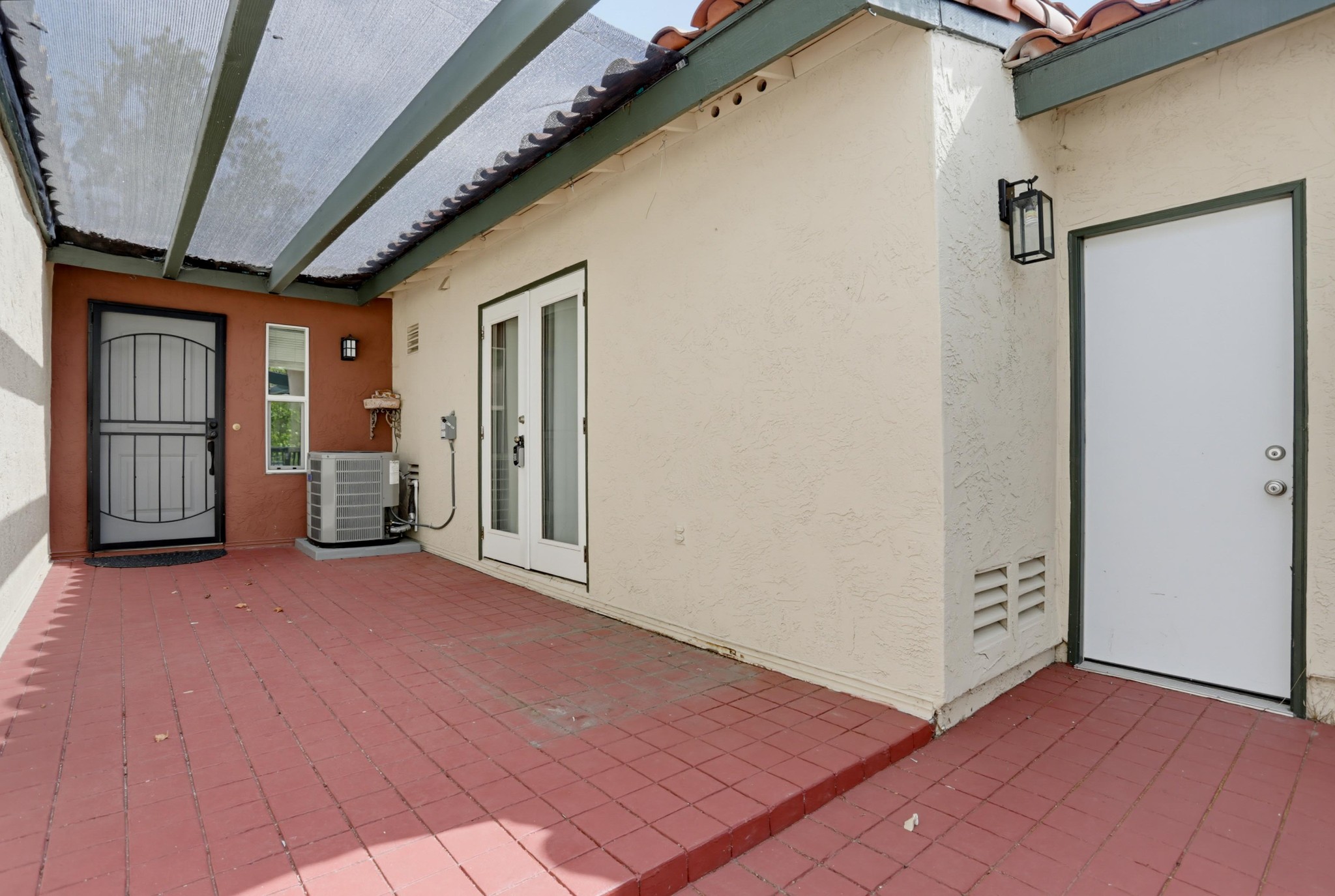Virtual tour photo 5 of 45 for 6968 Camino Amero