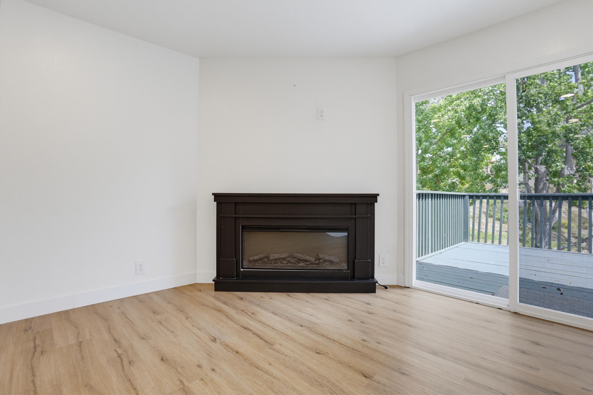 Virtual tour photo 9 of 45 for 6968 Camino Amero