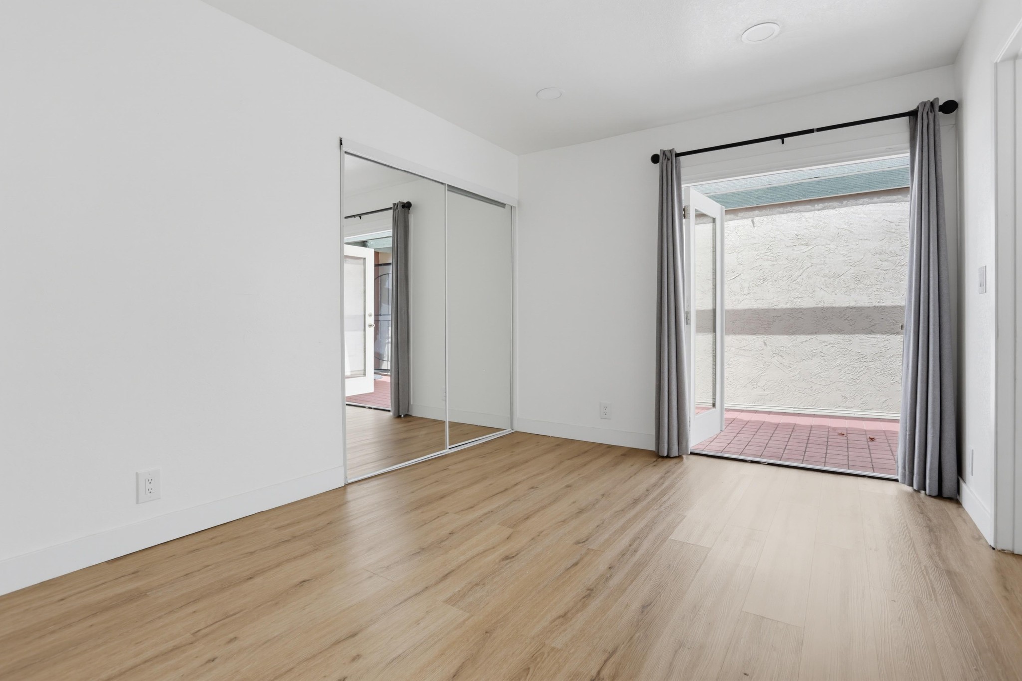Virtual tour photo 26 of 45 for 6968 Camino Amero