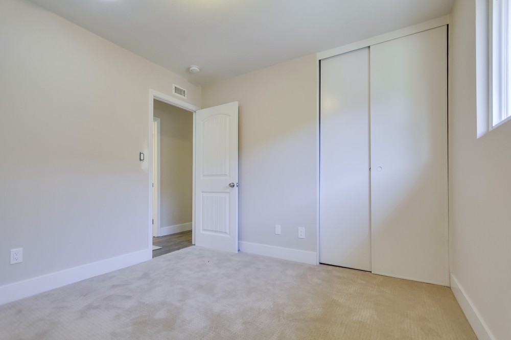 Virtual tour photo 24 of 31 for 6969 Southgate Drive