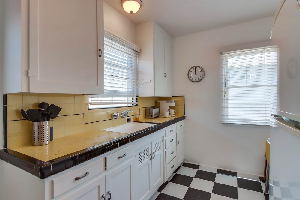 Virtual tour photo 17 of 43 for 6976 Mohawk St