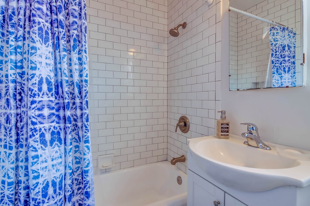Virtual tour photo 32 of 43 for 6976 Mohawk St