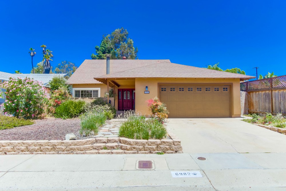 Virtual tour photo 1 of 38 for 6982 Enders Ave