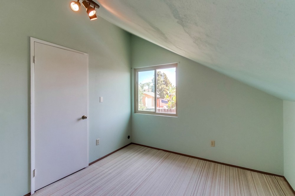 Virtual tour photo 24 of 38 for 6982 Enders Ave