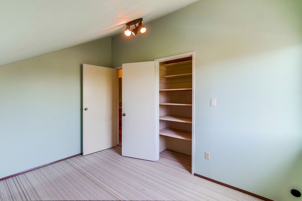 Virtual tour photo 25 of 38 for 6982 Enders Ave