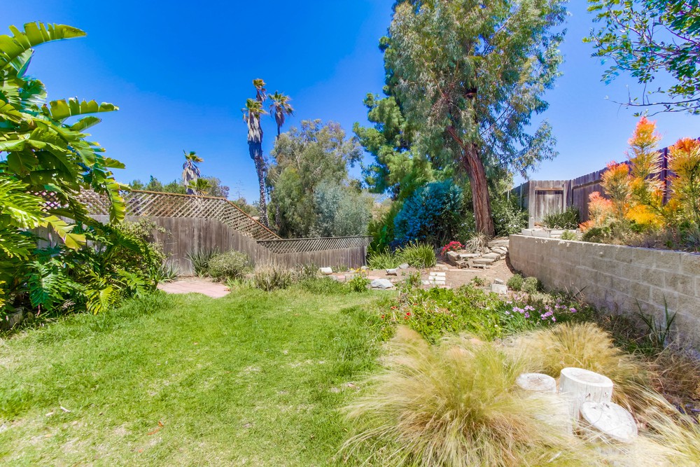 Virtual tour photo 33 of 38 for 6982 Enders Ave