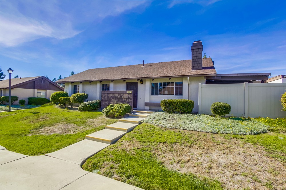 Virtual tour photo 3 of 35 for 6987 Parkside Ave b