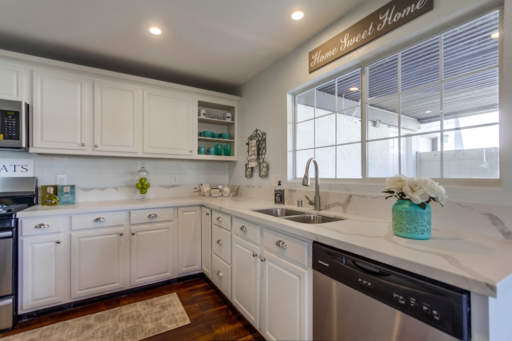 Virtual tour photo 18 of 35 for 6987 Parkside Ave b